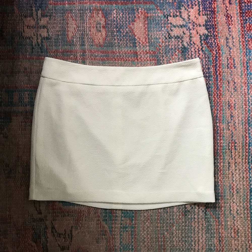 Tildon Mini-Skirt